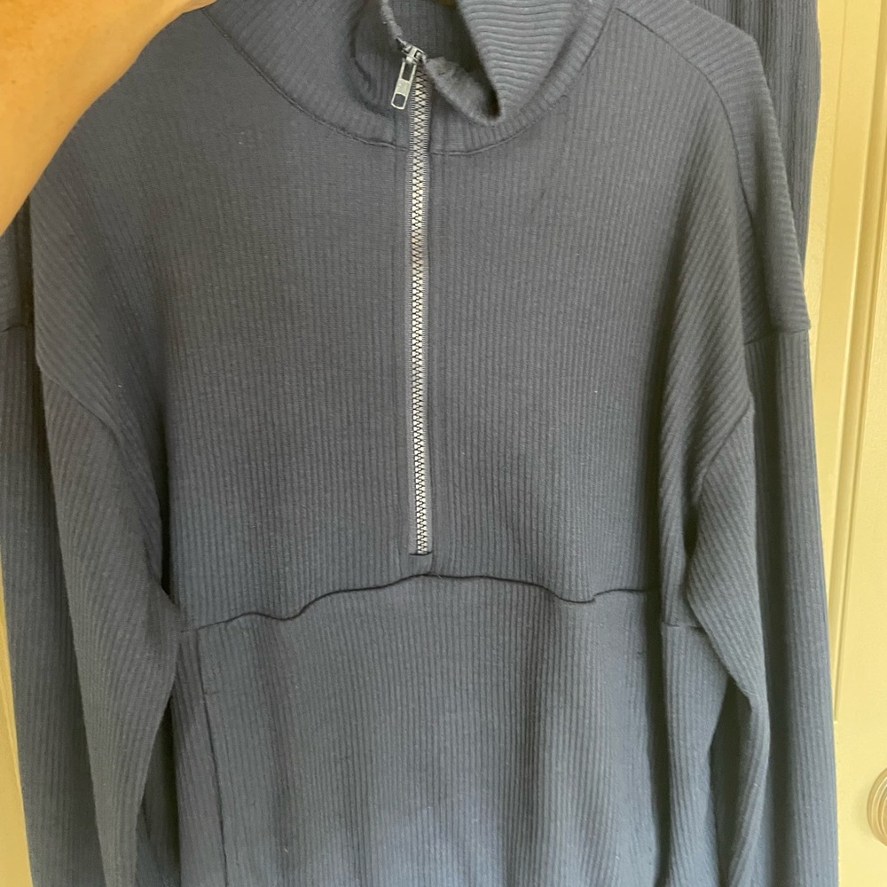 NEW Navy Blue Joggers and Sweatshirt Set - Picture 3 of 5